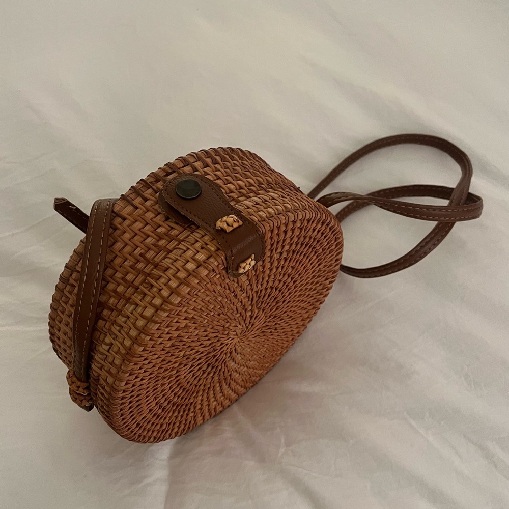 Circle Rattan Purse with Shoulder Strap